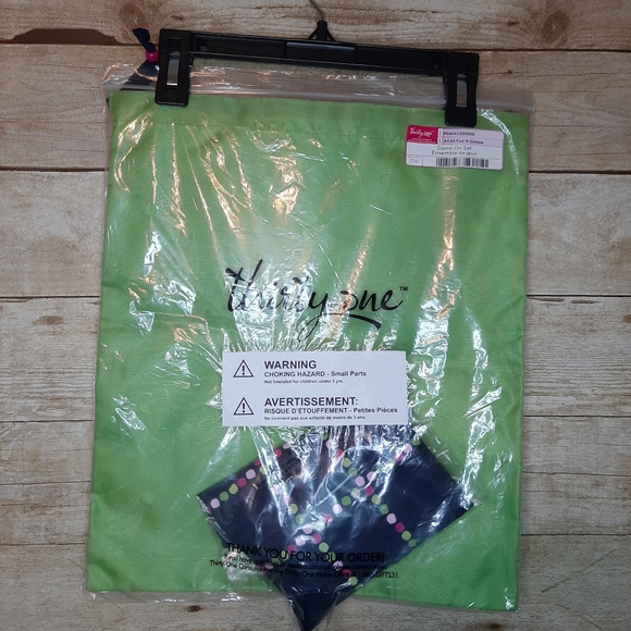 Thirty-One Game On Set - Picture 3 of 4